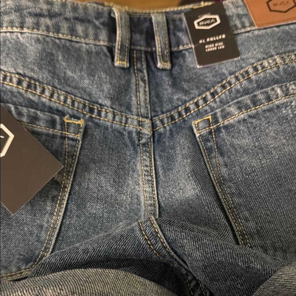 RVCA Relaxed Blue Jeans Classic Denim Style hi roller high rise loose leg